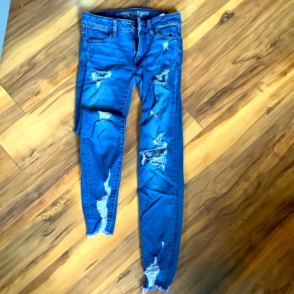 American eagle ripped jeans - Picture 1 of 1